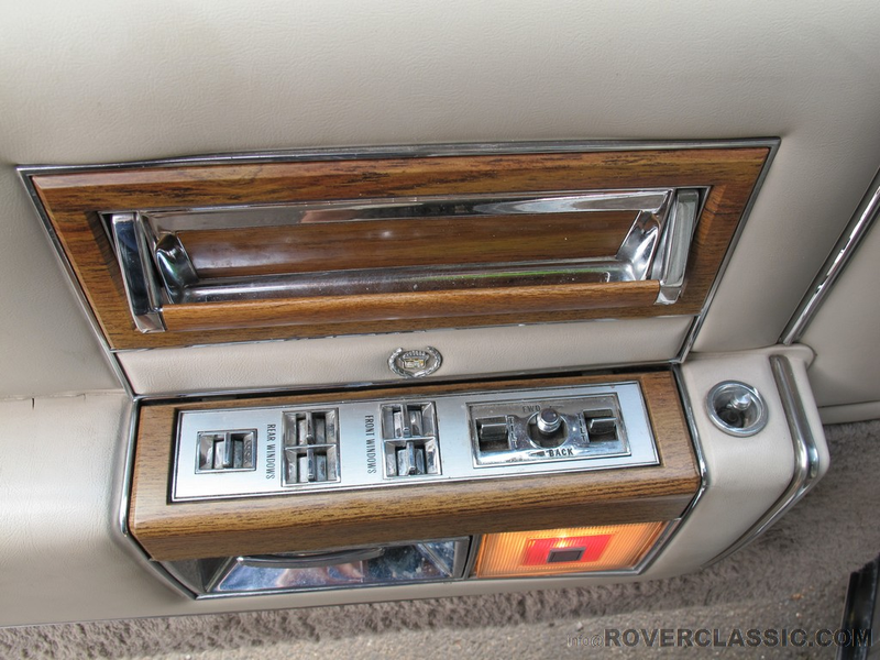 Illustration for article titled Unusual wiper controls